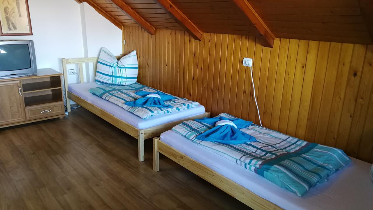 Dunakanyar Bed & Breakfast Göd Buitenkant foto